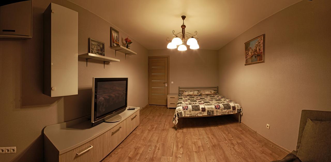 Apartment Obolon Metro Station Киев Екстериор снимка