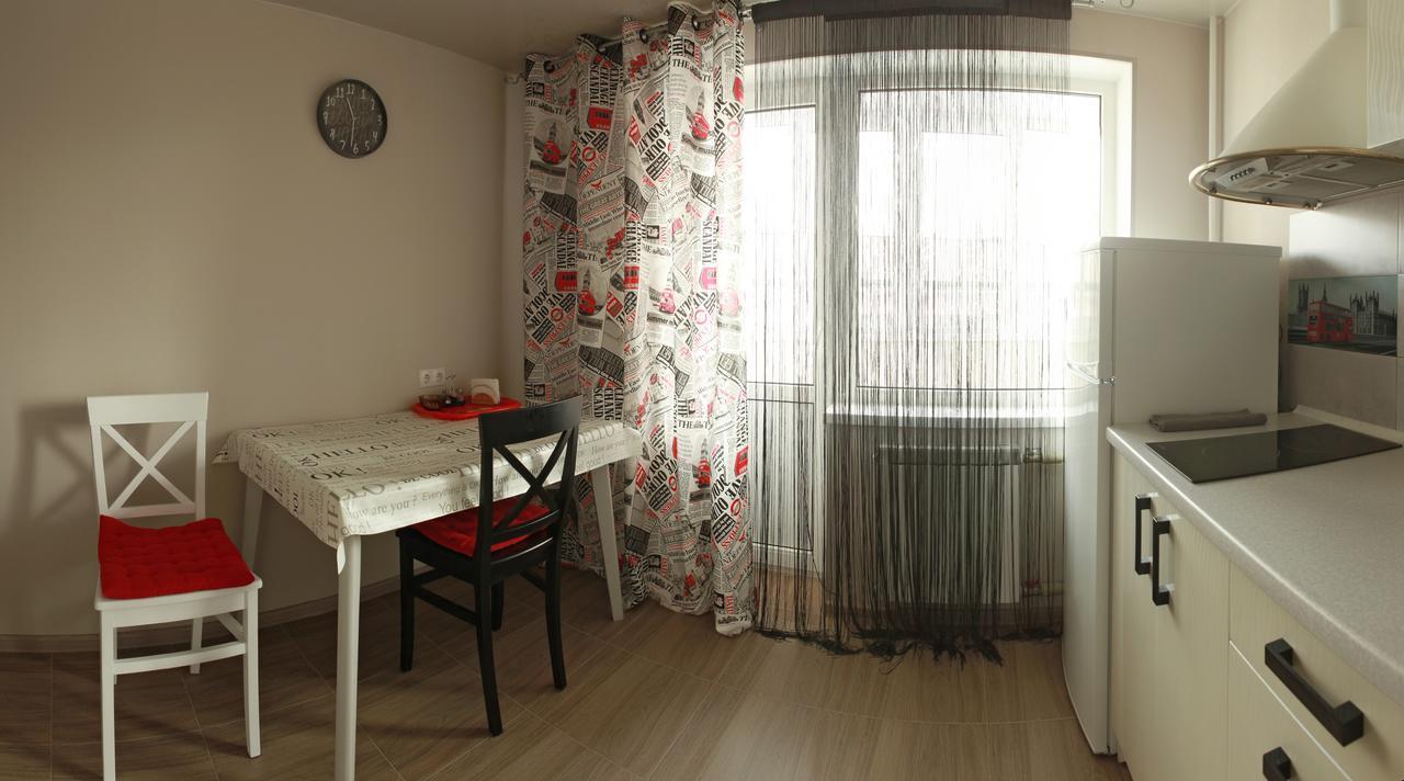 Apartment Obolon Metro Station Киев Екстериор снимка