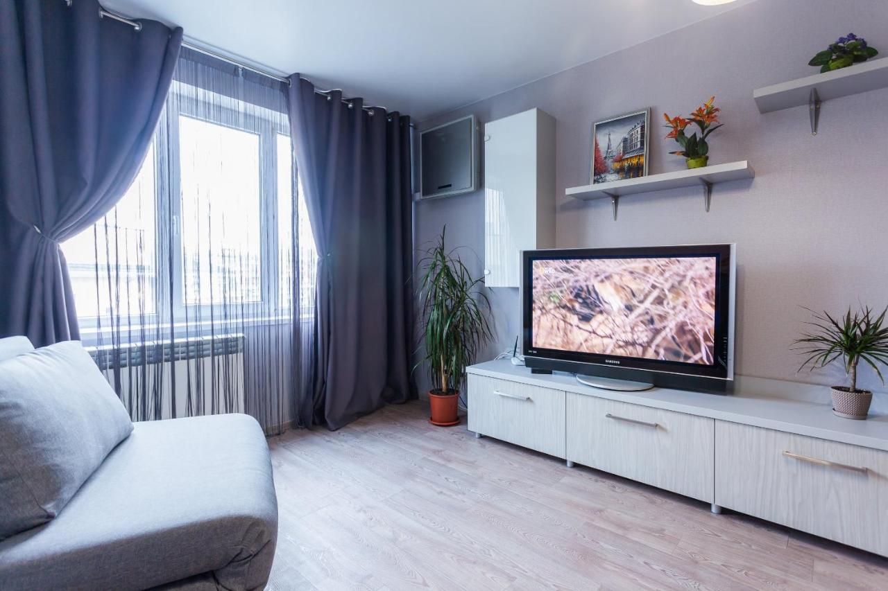Apartment Obolon Metro Station Киев Екстериор снимка