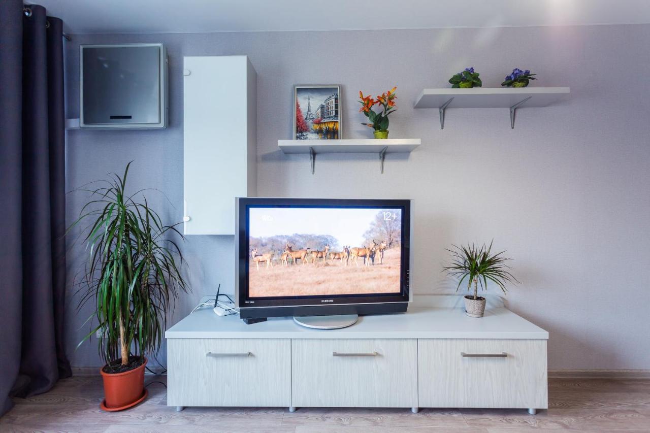 Apartment Obolon Metro Station Киев Екстериор снимка